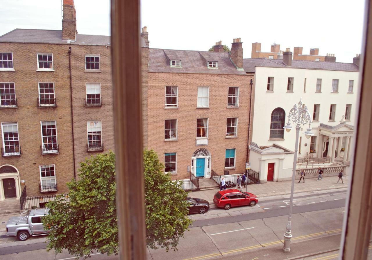Baggot Court Townhouse Otel Dublin Dış mekan fotoğraf